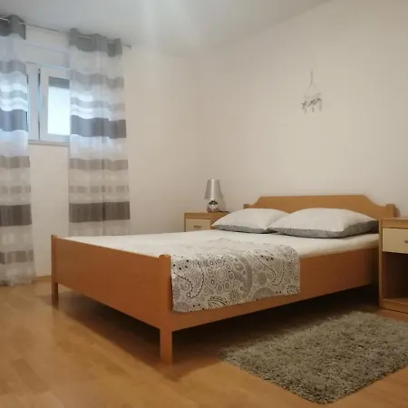 马蒂奇公寓酒店 *